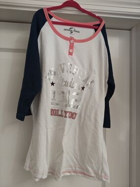 Universal White Raglan Long Sleeve Top with Navy Sleeves and Pink Trim